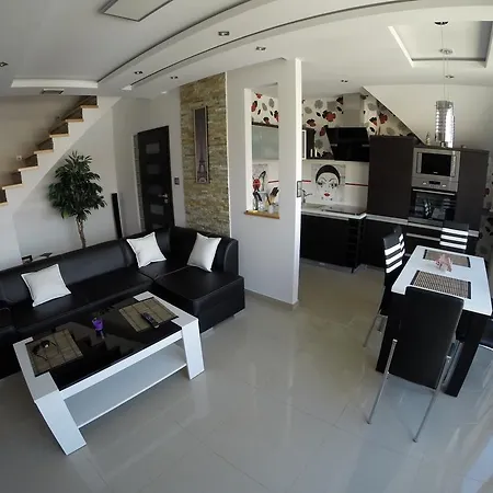 Apartament City